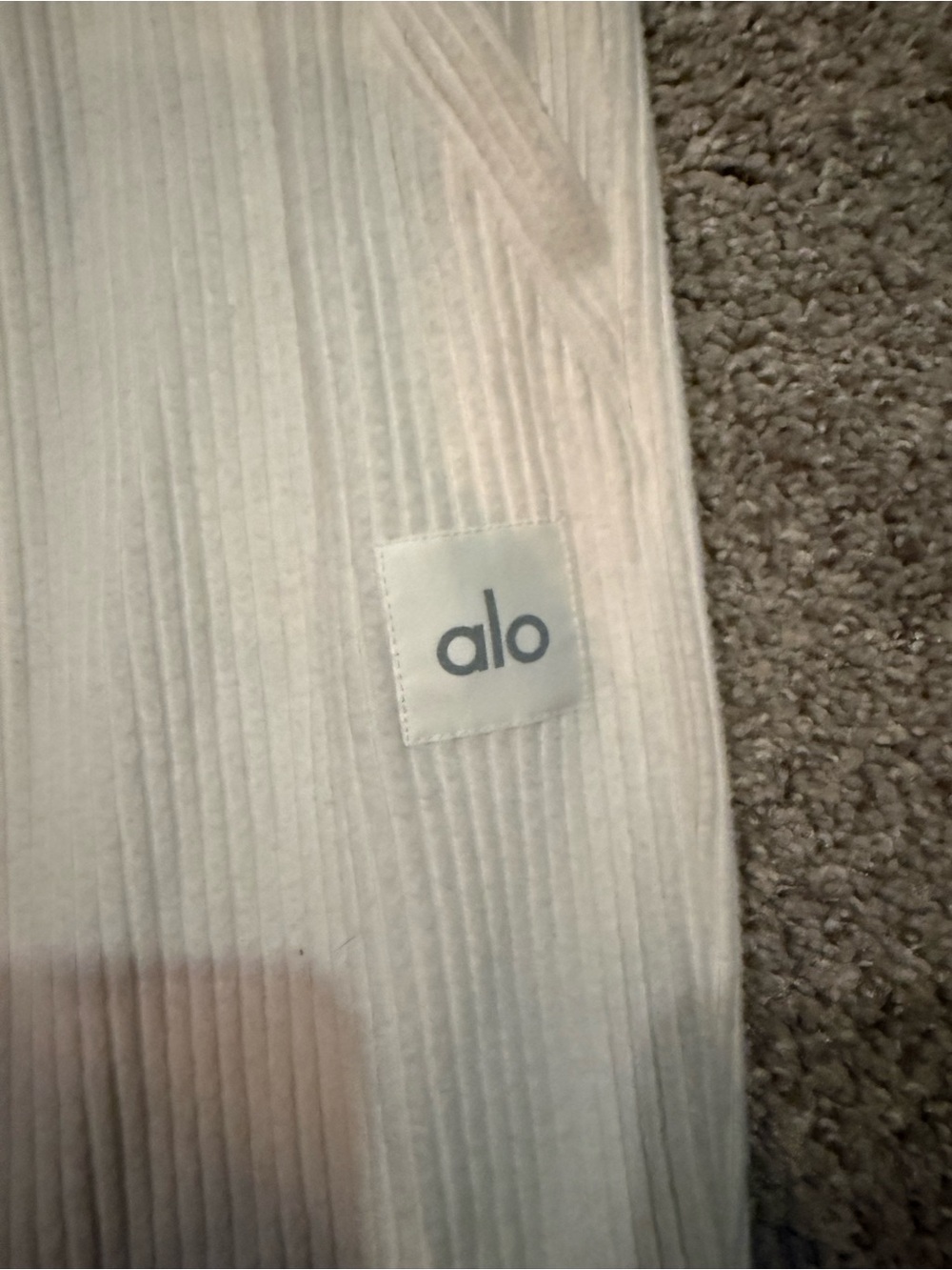 ALO Yoga Ribbed Cream Lounge Pants - Picture 4 of 5